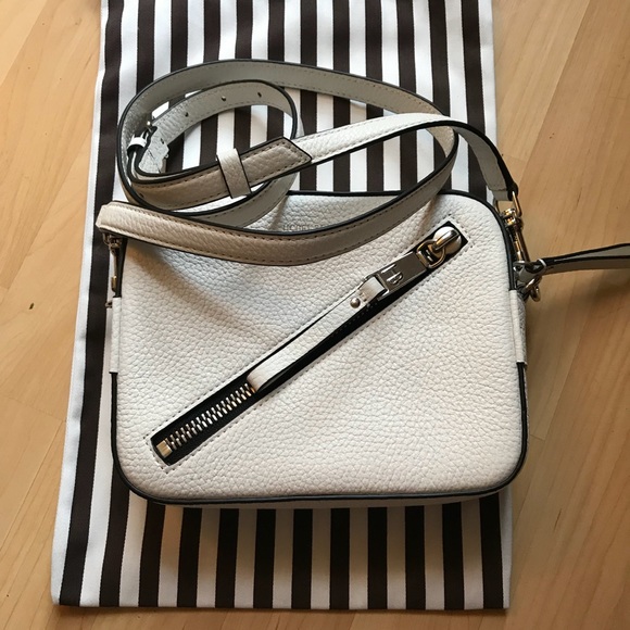 henri bendel Handbags - NWOT Henri Bendel Harper mini crossbody bag